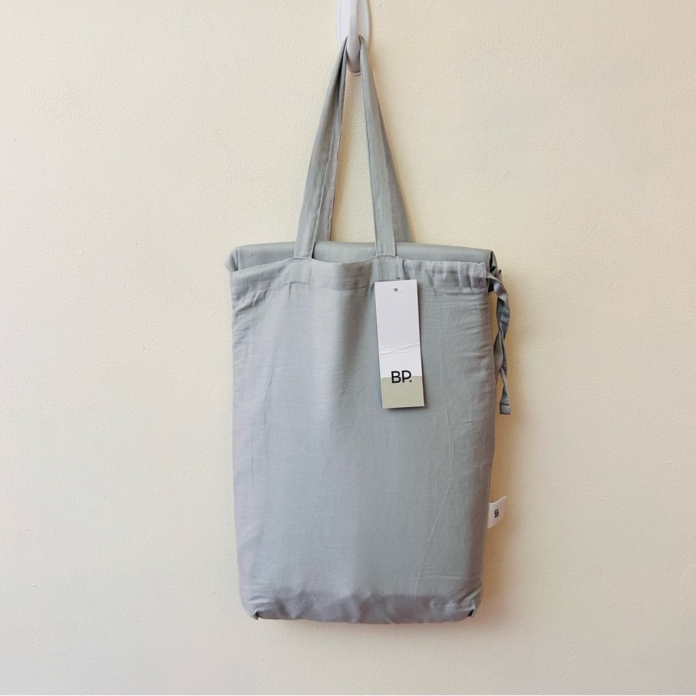 Nordstrom Rack BP gray cotton twin size fitted sheet and pillowcase set